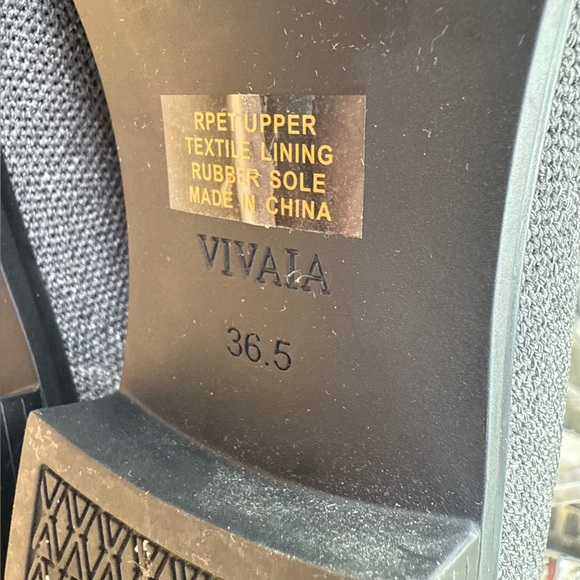 Vivaia Ryan Pro Square Toe Bootie Womens 6 36.5 EU Grey Water Repellant Ankle - Picture 12 of 13